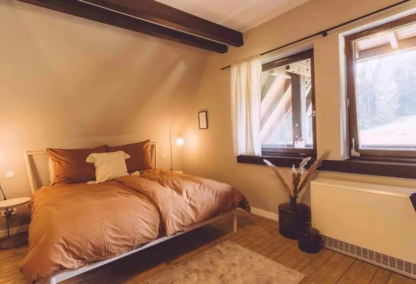 Standard Kolmen Hengen Huone Jaettu kylpyhuone, Edelfuchs Lodge
