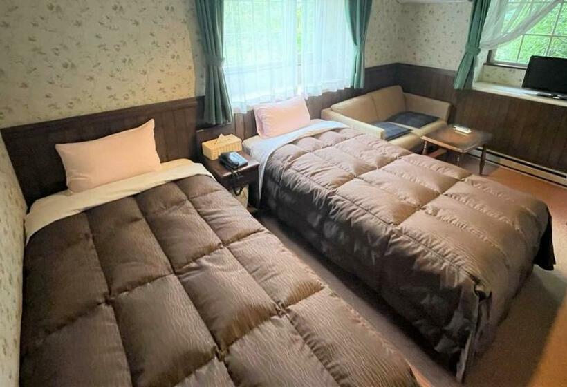 Habitació Estàndard, Morinouta