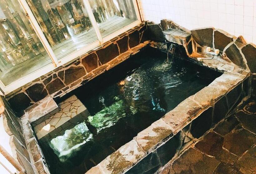 Habitació Basic, Morinouta