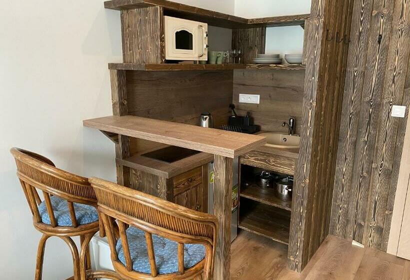 침실 1개 아파트, Apartmány Veternica V Bernarde