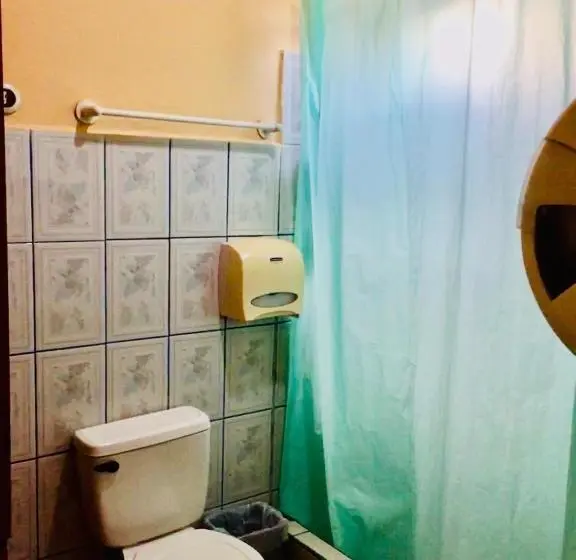 اتاق استاندارد سه نفره, Ecotel