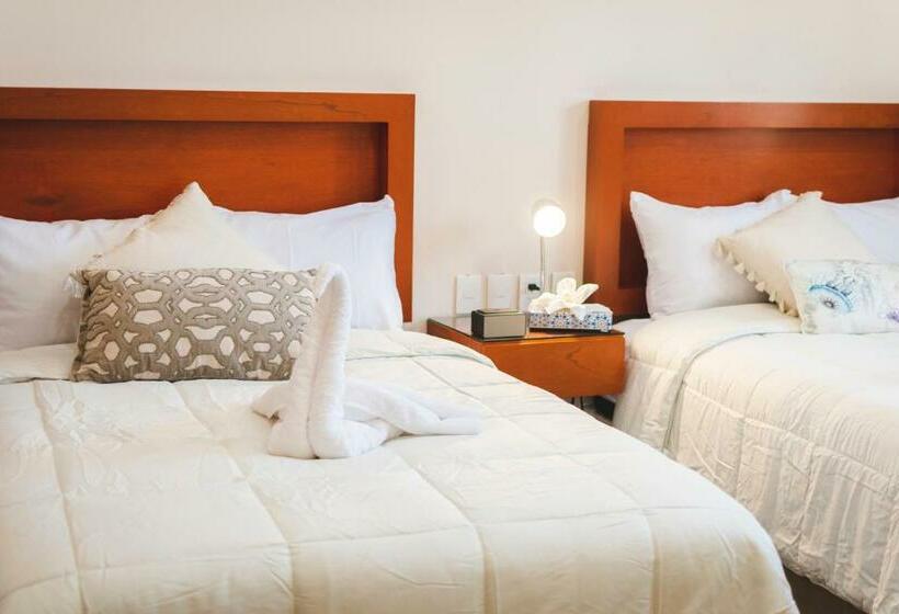 デラックスルーム, La Lola Hotel & Suites