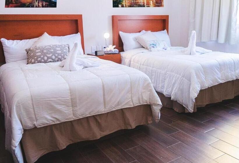 デラックスルーム, La Lola Hotel & Suites