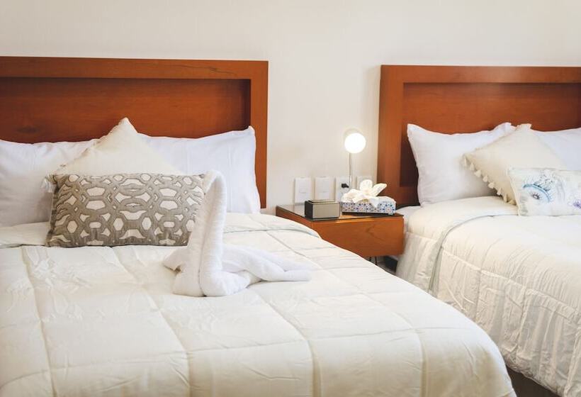 デラックスルーム, La Lola Hotel & Suites