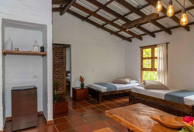 ２ベッドルームハウス, La Maima