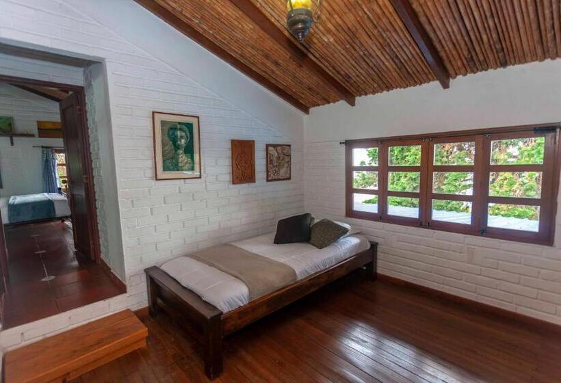 ３ベッドルームハウス, La Maima