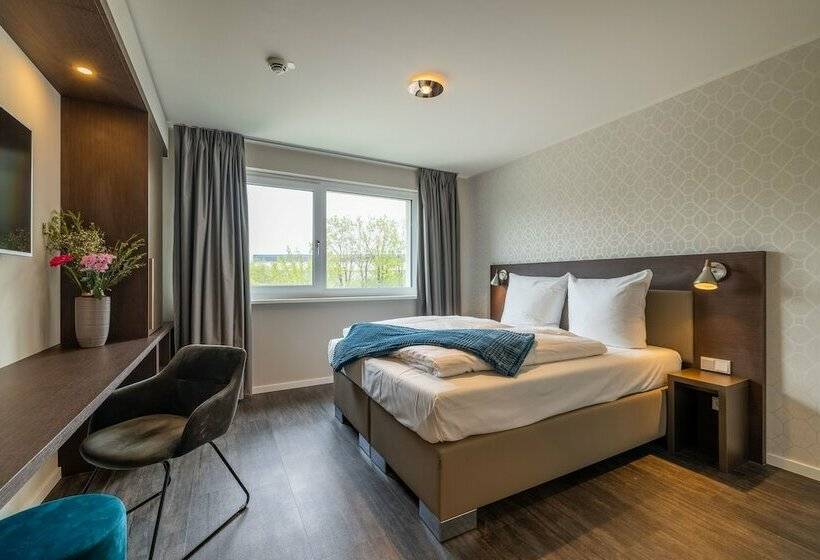 اتاق لوکس, Maseven München Messe Trudering