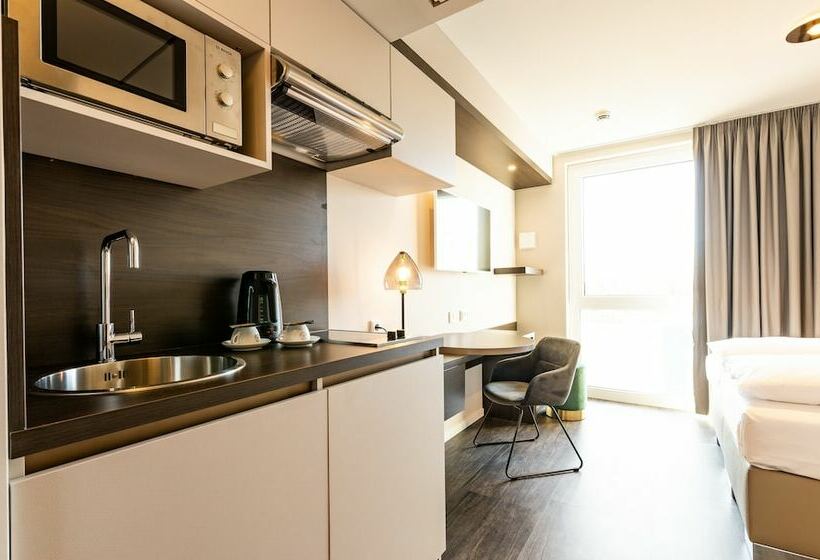 Номер Deluxe, Maseven München Messe Trudering