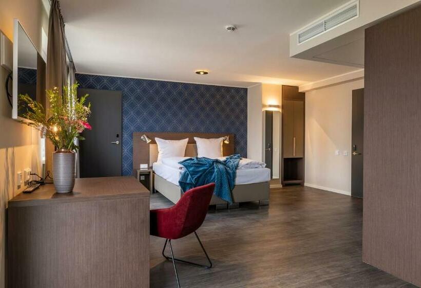 اتاق لوکس خانوادگی, Maseven München Messe Trudering