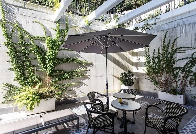 سوئیت جونیور با تراس, Villa Eugenia Boutique