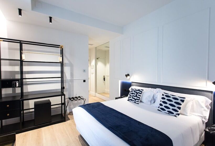 سوئیت جونیور با تراس, Villa Eugenia Boutique