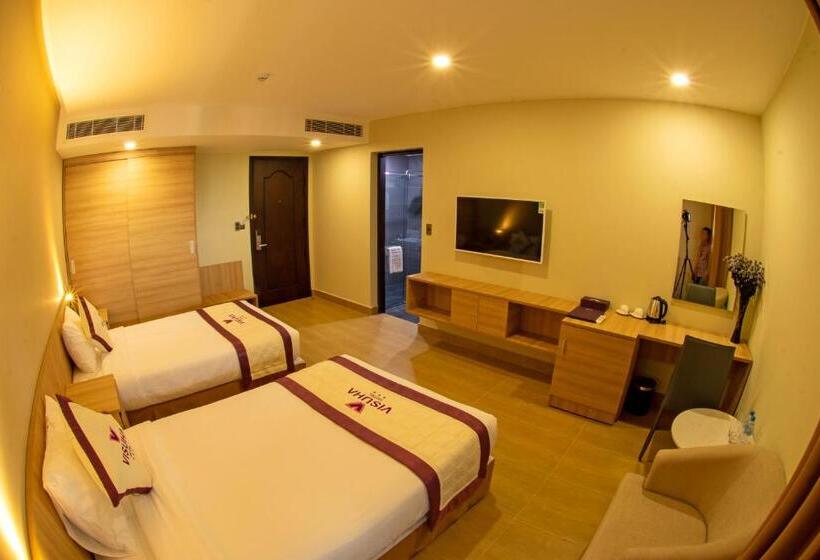 اتاق سوپریور, Visuha