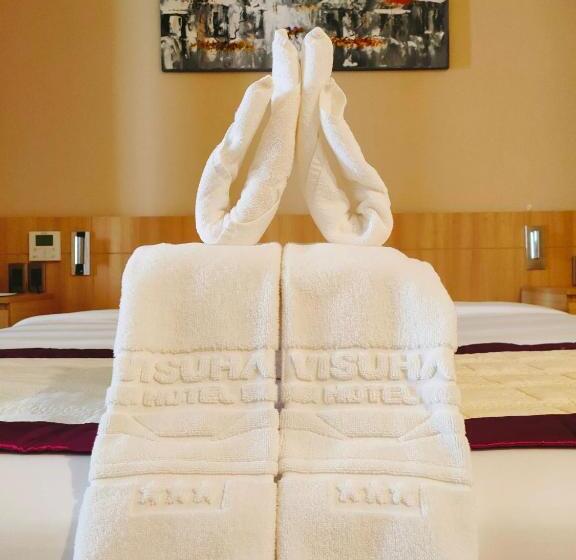 اتاق سوپریور خانوادگی, Visuha