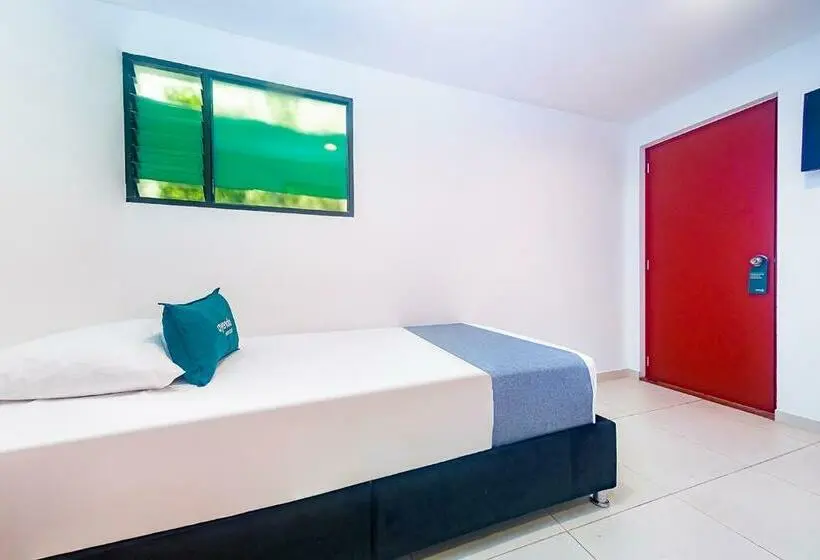 Standard Yhden Hengen Huone, Hostal Amanari