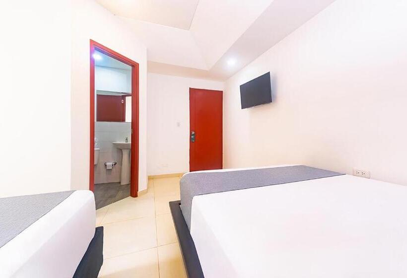 スタンダードトリプルルーム, Hostal Amanari