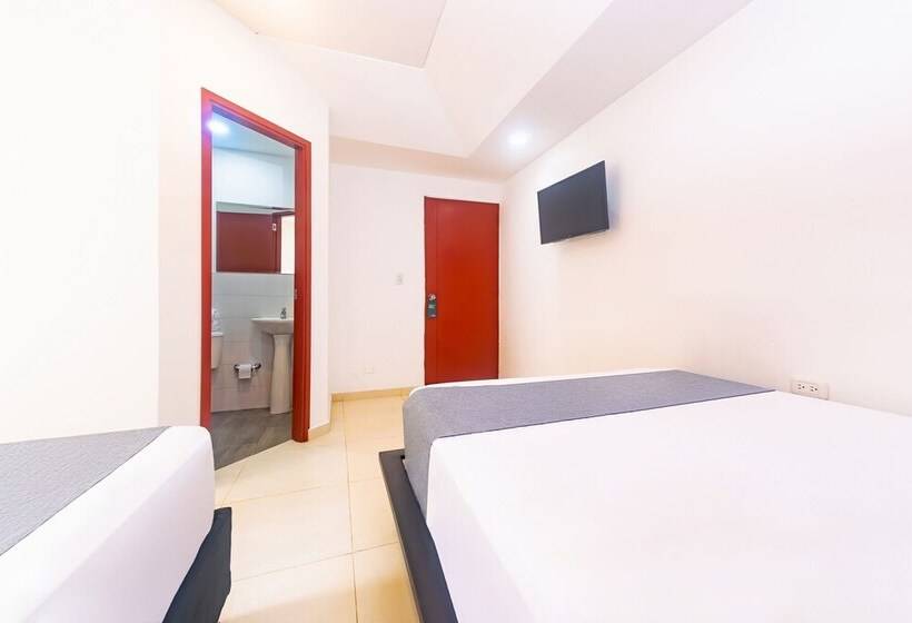 غرفة قياسية ثلاثية, Hostal Amanari