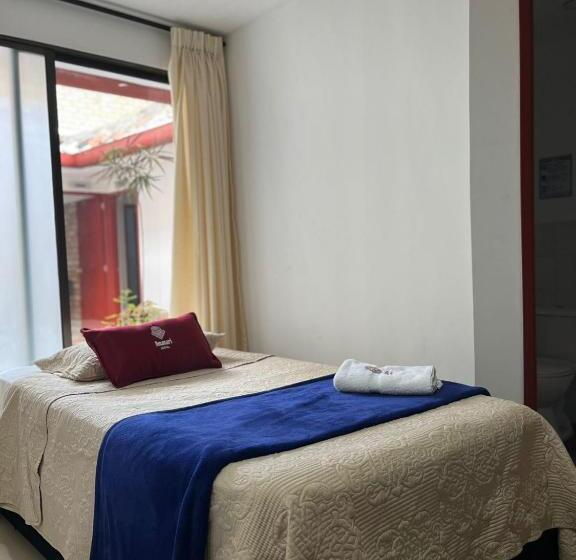 غرفة قياسية ثلاثية, Hostal Amanari