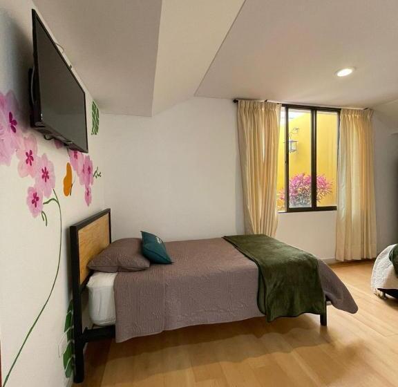 Standard room with outdoor bath, Hostal Amanari