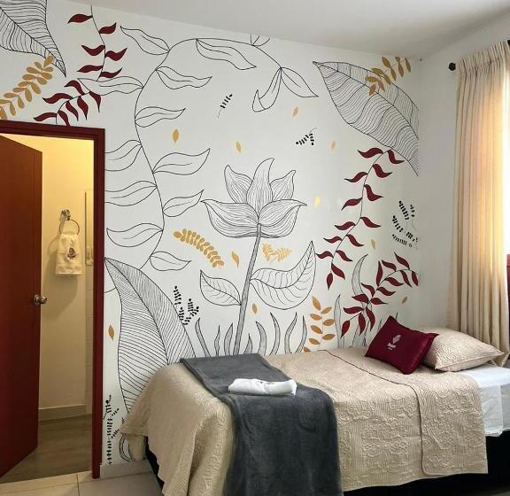 غرفة قياسية ثلاثية, Hostal Amanari