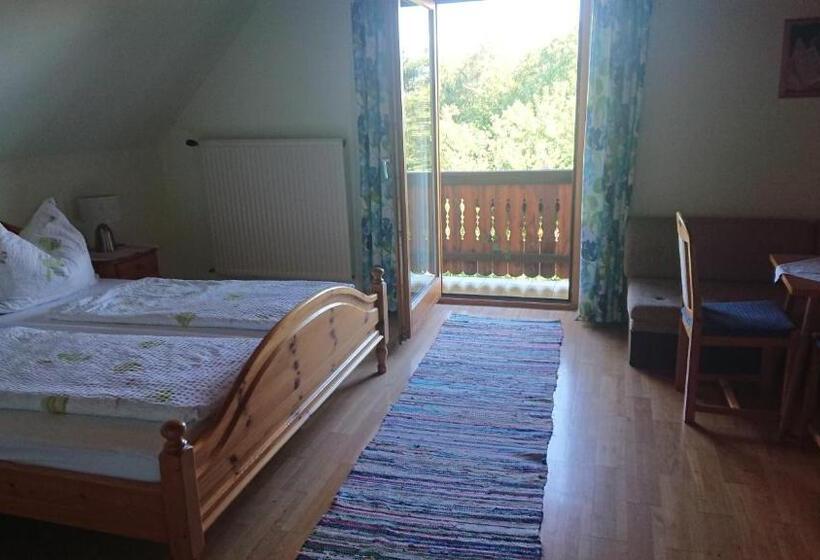 غرفة قياسية مزوَّدة بشُرفة, Gästehaus Der Gamser Winzerstube