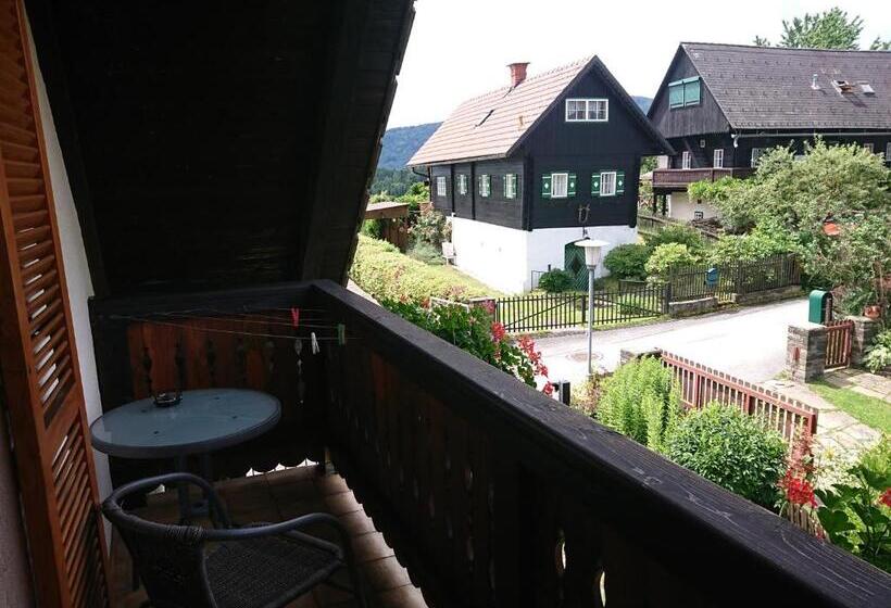 غرفة قياسية فردية مزودة بشُرفة, Gästehaus Der Gamser Winzerstube