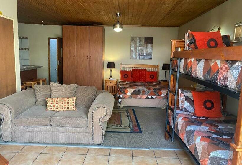 패밀리 룸, Tula@159