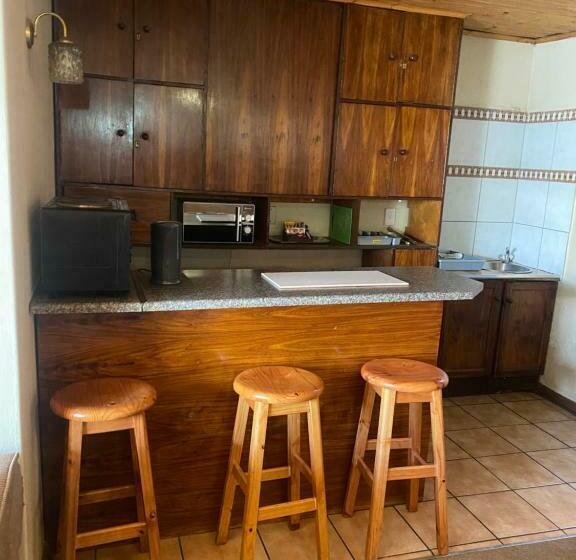 패밀리 룸, Tula@159