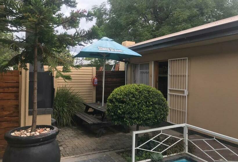 패밀리 룸, Tula@159