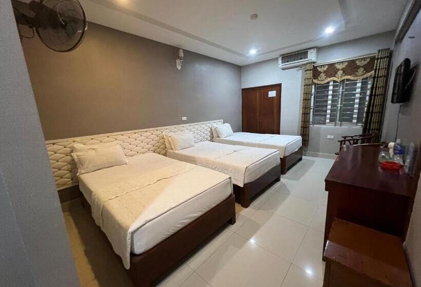 اتاق ساده سه نفره, Hoang Ngan 1 Hotel Tp. Vinh