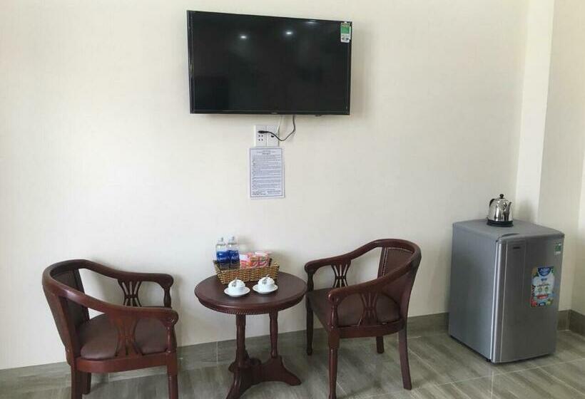 اتاق لوکس چهار تخته, Kim Ngân Hotel Buôn Ma Thuột