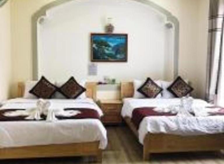 اتاق لوکس چهار تخته, Kim Ngân Hotel Buôn Ma Thuột