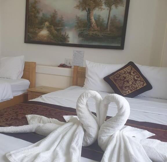 اتاق سوپریور چهار تخته, Kim Ngân Hotel Buôn Ma Thuột