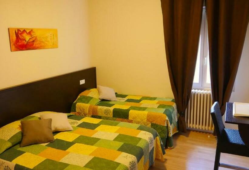 חדר סטנדרט, Restaurant Le Caldero