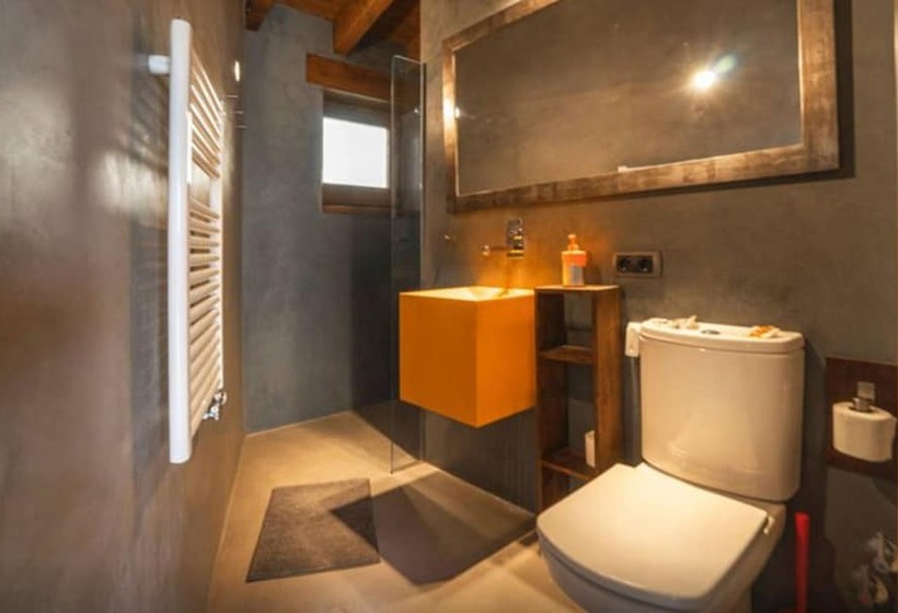 Дом 3 Спальни, Casa Campelles I
