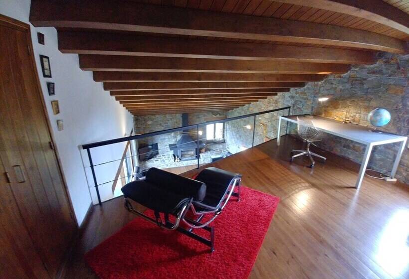 Дом 3 Спальни, Casa Campelles I