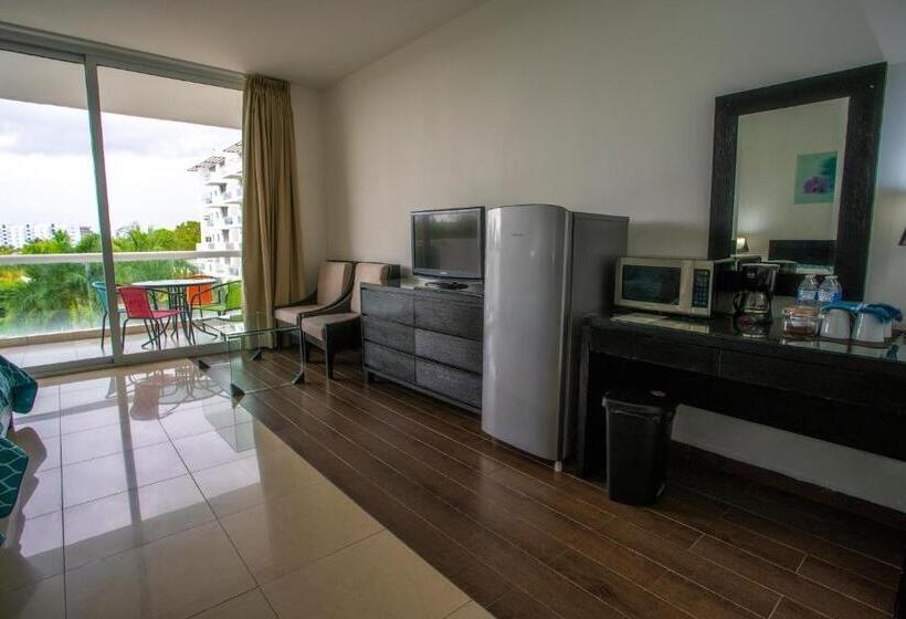 발코니가 있는 4인용 스탠다드 룸, Town Center Paradise In Playa Blanca