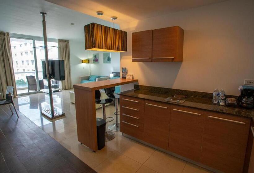 스탠다드 스튜디오 킹침대, Town Center Paradise In Playa Blanca