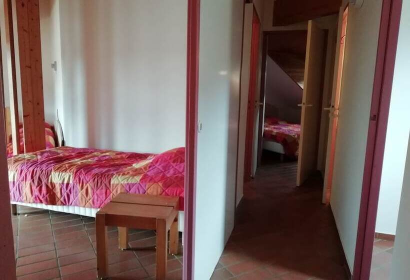 带5个卧室的公寓, Vvf Résidence Les Angles Pyrénées