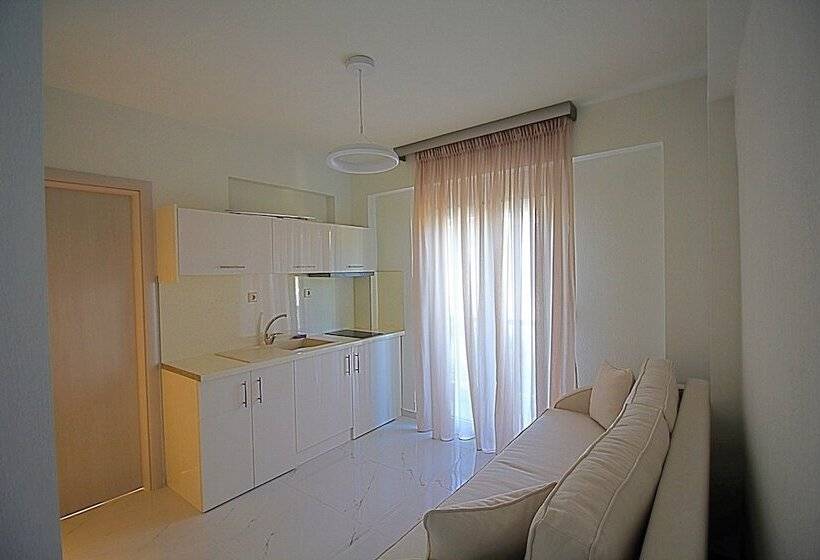 סוויטת ג'וניור, Imagine Luxury Suites