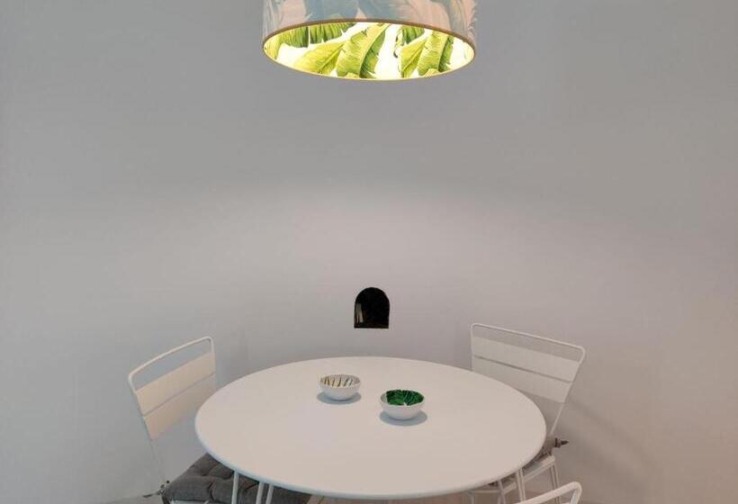Apartament 1 Dormitori Planta Baixa, Apartamentos Y Estudios Céntricos Conil Home Suite
