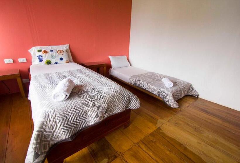 스탠다드 트리플 룸, Casa El Morro Ecuador
