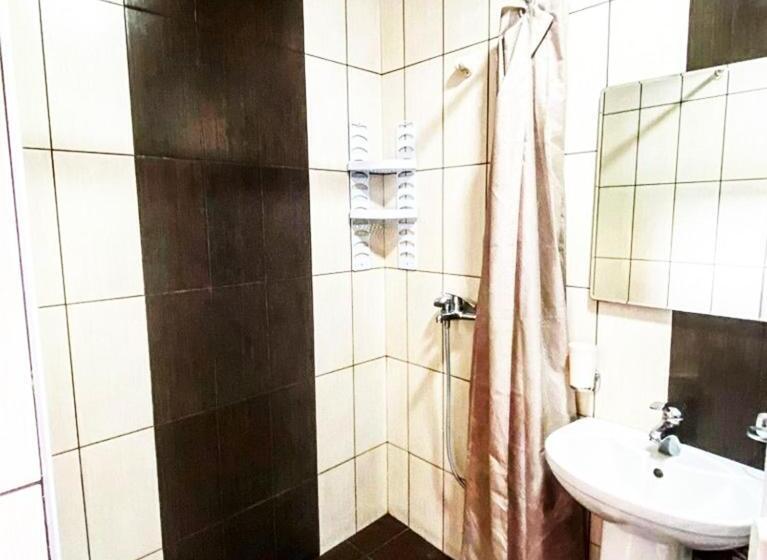 스탠다드 룸, Domino Yerevan Hostel