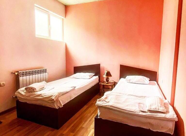 스탠다드 룸, Domino Yerevan Hostel