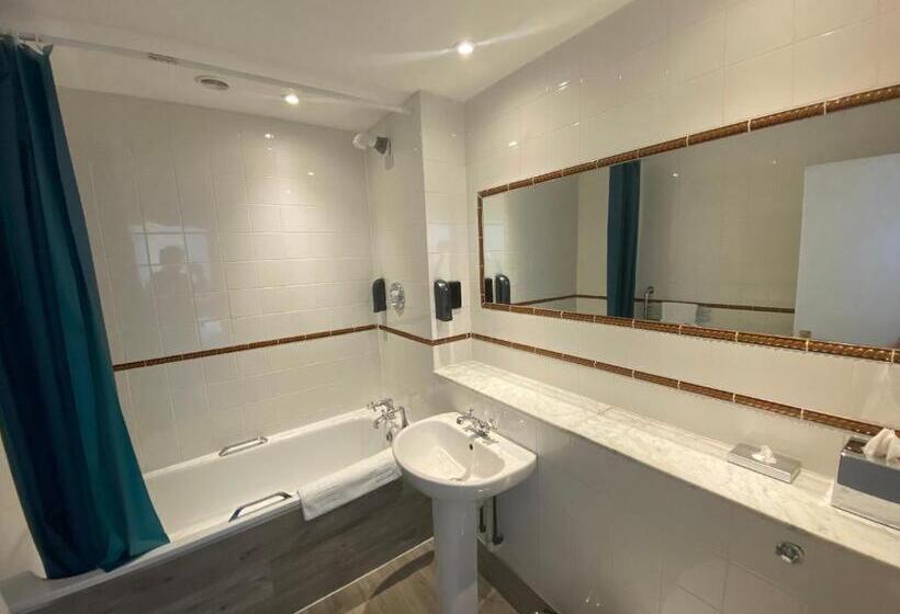 스탠다드 룸 킹사이즈 침대, No6 West Coates