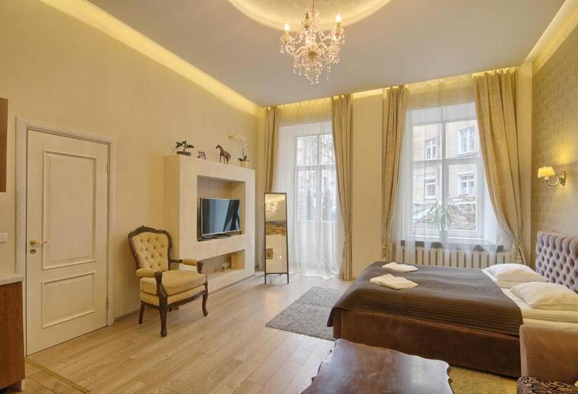 Suite with Terrace, Taurus Apartments Vilnius