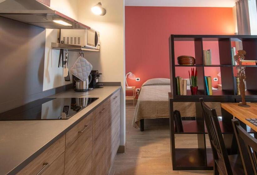 スタンダードスタジオ, Casa Diverio