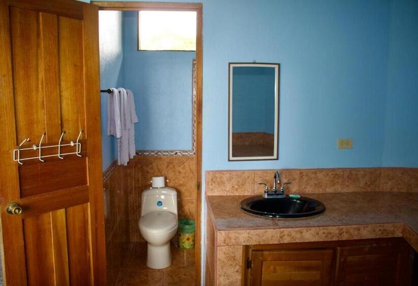 غرفة قياسية رباعية مطلة على البحر, El Paraiso Azul