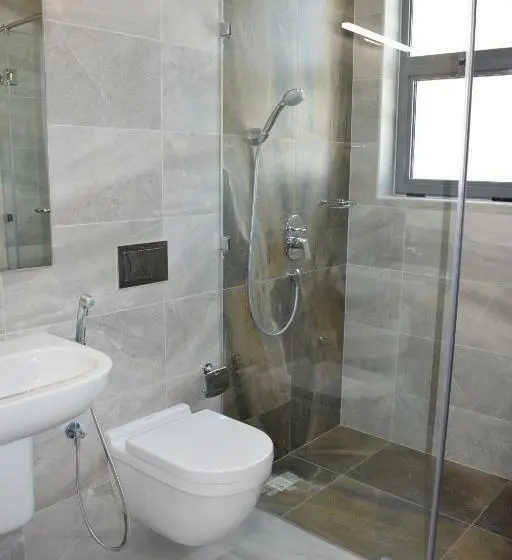 سوئیت 2 خوابه, The Spot Residence