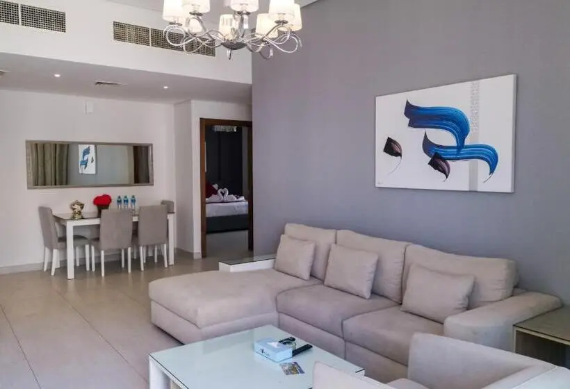 سوئیت 2 خوابه, The Spot Residence