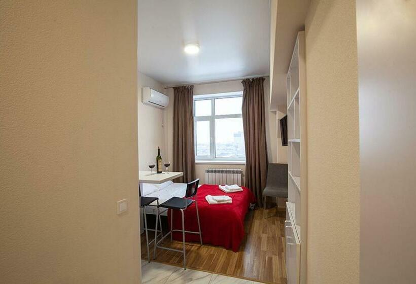 اتاق استاندارد, New Quiet Place In Kiev